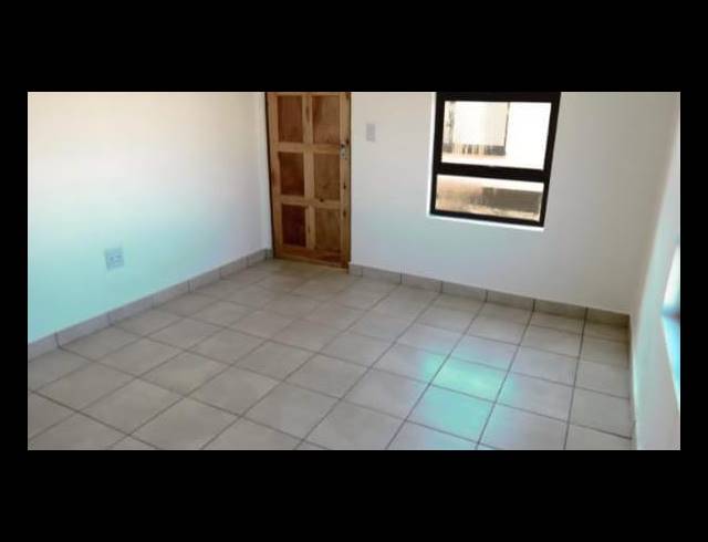 3 BEDROOM HOUSE FOR SALE IN WINDMILL PARK EXT